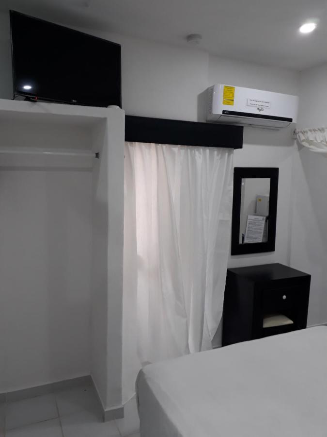 Hotel & Suites Vayor San Patricio - Melaque Habitación foto