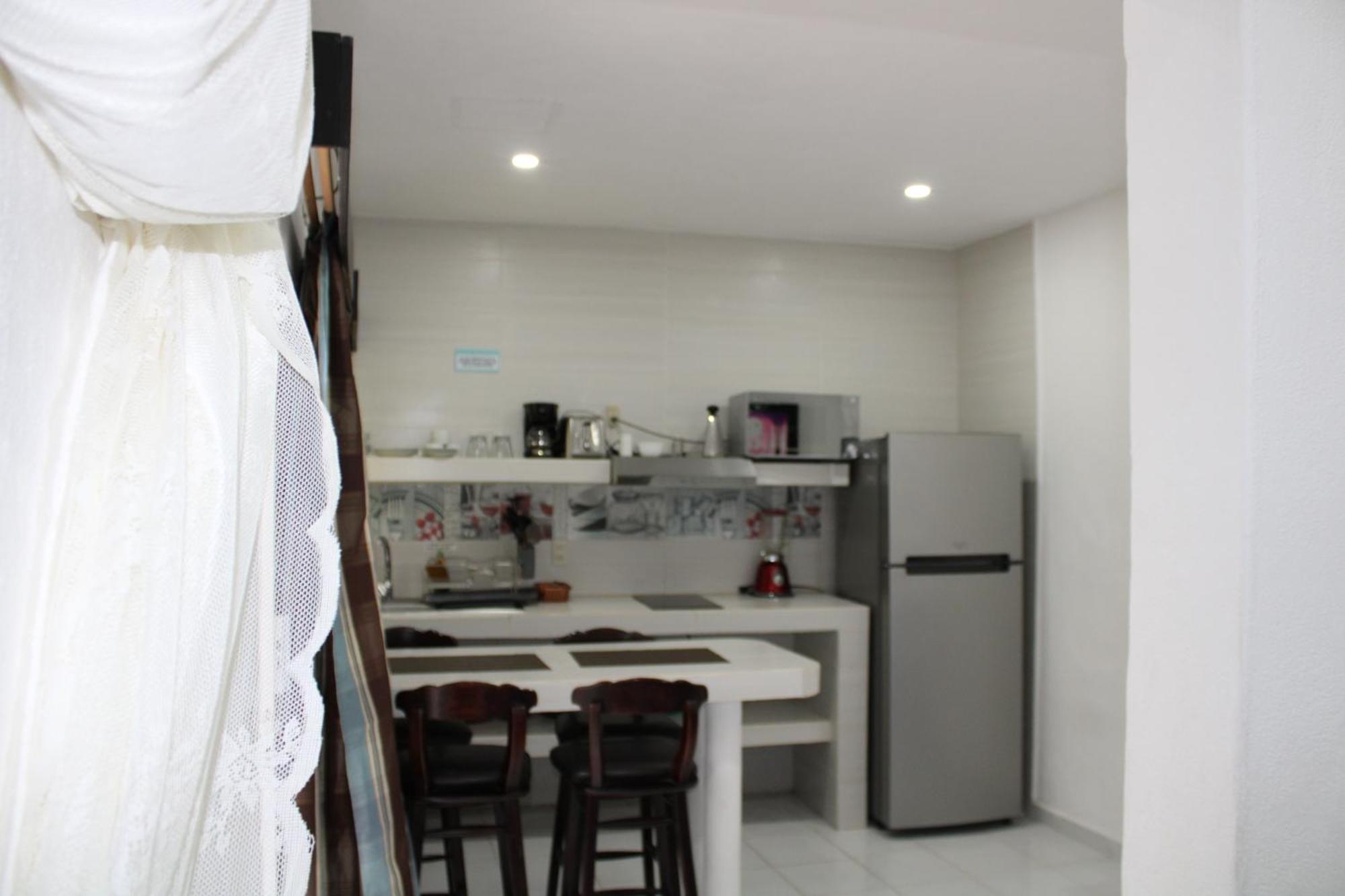 Hotel & Suites Vayor San Patricio - Melaque Habitación foto